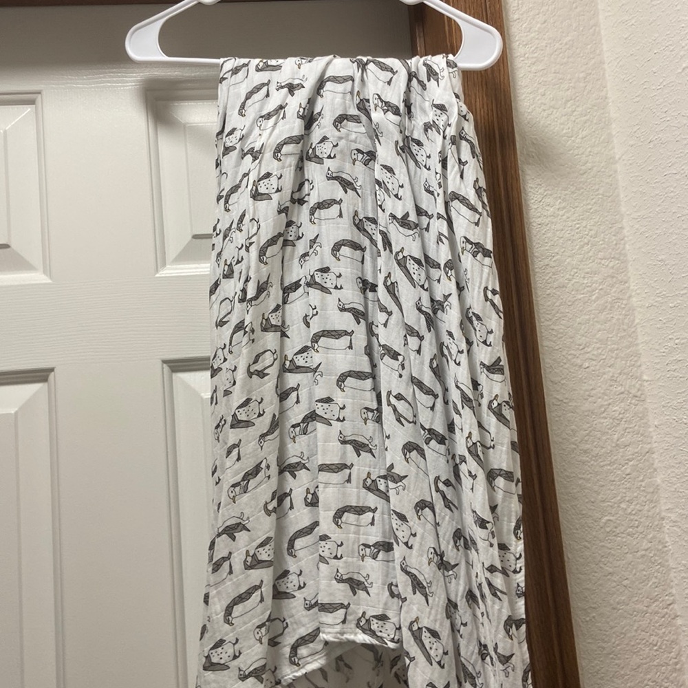 Waddle blanket 47x47 inches